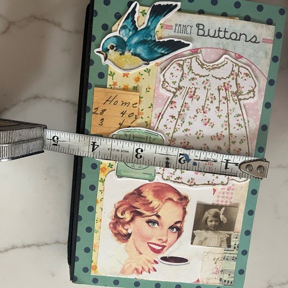 Handmade Junk Journal - Picture 9 of 9